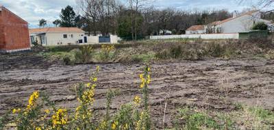 Terrain à Breuillet en Charente-Maritime (17) de 613 m² à vendre au prix de 126000€ - 1