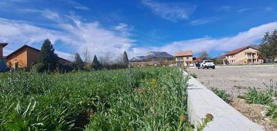 Terrain à Ventavon en Hautes-Alpes (05) de 702 m² à vendre au prix de 90900€ - 1