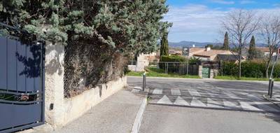 Terrain à Trets en Bouches-du-Rhône (13) de 329 m² à vendre au prix de 245000€ - 2