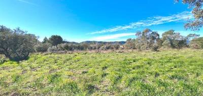 Terrain à Bagnols-en-Forêt en Var (83) de 1800 m² à vendre au prix de 230000€ - 1