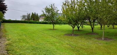 Terrain à Saint-Junien en Haute-Vienne (87) de 1174 m² à vendre au prix de 65400€ - 2
