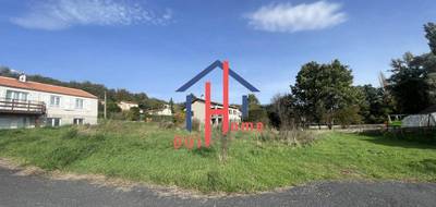 Terrain à Coubon en Haute-Loire (43) de 597 m² à vendre au prix de 44000€ - 3