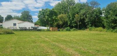 Terrain à Laruscade en Gironde (33) de 710 m² à vendre au prix de 66000€ - 1