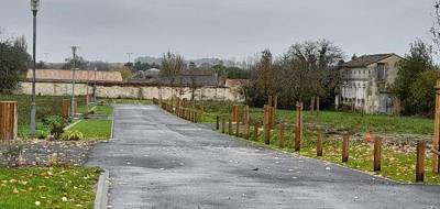 Terrain à Jarnac en Charente (16) de 621 m² à vendre au prix de 58282€ - 1