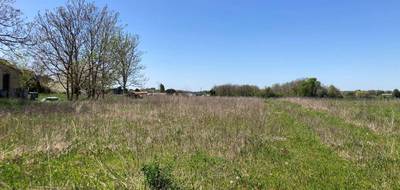 Terrain à Saint-Hilaire-du-Bois en Charente-Maritime (17) de 3799 m² à vendre au prix de 29900€ - 2