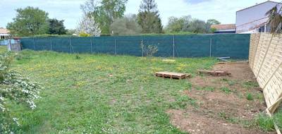 Terrain à Sainte-Soulle en Charente-Maritime (17) de 477 m² à vendre au prix de 160000€ - 2
