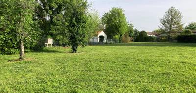 Terrain à Saint-Seurin-de-Cursac en Gironde (33) de 2550 m² à vendre au prix de 115000€ - 1