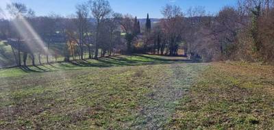 Terrain à Mauvezin en Gers (32) de 2200 m² à vendre au prix de 28000€ - 2