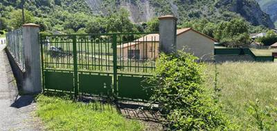 Terrain à Tarascon-sur-Ariège en Ariège (09) de 3370 m² à vendre au prix de 95000€ - 1