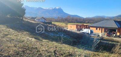 Terrain à Saint-Sauveur en Hautes-Alpes (05) de 493 m² à vendre au prix de 126000€ - 1