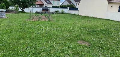 Terrain à Saintry-sur-Seine en Essonne (91) de 250 m² à vendre au prix de 148000€ - 1