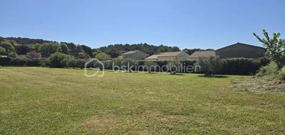 Terrain à Lauris en Vaucluse (84) de 1700 m² à vendre au prix de 420000€ - 2