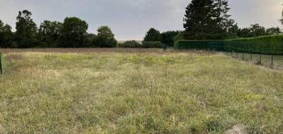 Terrain à Loulay en Charente-Maritime (17) de 3936 m² à vendre au prix de 42000€ - 3