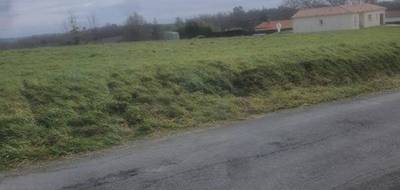 Terrain à Montguyon en Charente-Maritime (17) de 25569 m² à vendre au prix de 200000€ - 3