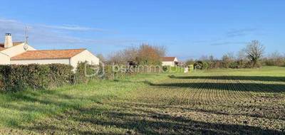 Terrain à Muron en Charente-Maritime (17) de 2166 m² à vendre au prix de 118000€ - 2