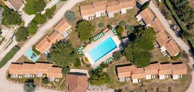 Terrain à Montguyon en Charente-Maritime (17) de 25569 m² à vendre au prix de 200000€ - 2