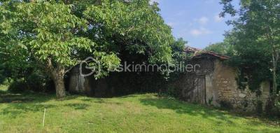 Terrain à Montpon-Ménestérol en Dordogne (24) de 2371 m² à vendre au prix de 30000€ - 2