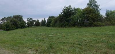 Terrain à Hautefort en Dordogne (24) de 4618 m² à vendre au prix de 39990€ - 1