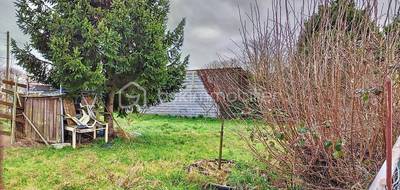 Terrain à Maen Roch en Ille-et-Vilaine (35) de 572 m² à vendre au prix de 30800€ - 3