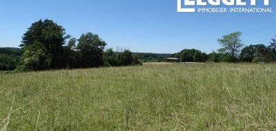 Terrain à Limeyrat en Dordogne (24) de 8647 m² à vendre au prix de 43000€ - 1