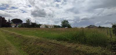 Terrain à Chabanais en Charente (16) de 1547 m² à vendre au prix de 24000€ - 2