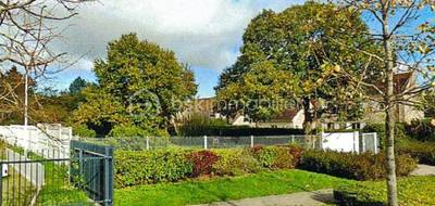 Terrain à Serris en Seine-et-Marne (77) de 1042 m² à vendre au prix de 550000€ - 2