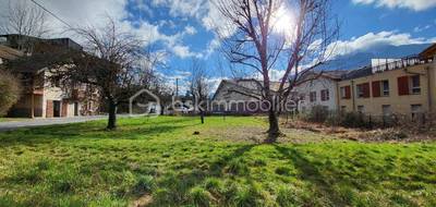 Terrain à Bonneville en Haute-Savoie (74) de 1053 m² à vendre au prix de 340000€ - 2