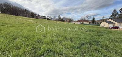 Terrain à Cublac en Corrèze (19) de 2685 m² à vendre au prix de 39000€ - 2