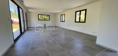 Terrain et maison à Saint-Seurin-sur-l'Isle en Gironde (33) de 125 m² à vendre au prix de 254000€ - 3