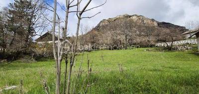 Terrain à Beauvezer en Alpes-de-Haute-Provence (04) de 1477 m² à vendre au prix de 77000€ - 2