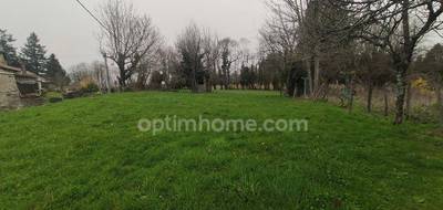 Terrain à Mazerolles en Charente (16) de 1620 m² à vendre au prix de 29500€ - 3