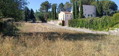 Terrain à Charleval en Bouches-du-Rhône (13) de 639 m² à vendre au prix de 159000€ - 4