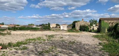 Terrain et maison à Vérines en Charente-Maritime (17) de 378 m² à vendre au prix de 232156€ - 4