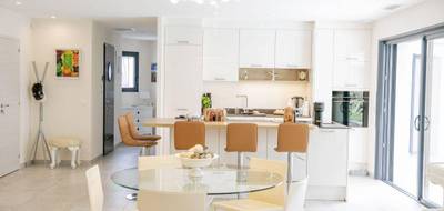 Terrain et maison à Châteaurenard en Bouches-du-Rhône (13) de 400 m² à vendre au prix de 407000€ - 3