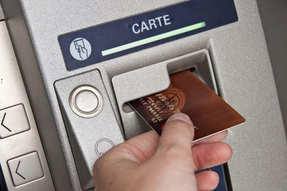 Compte bancaire personne décédée non bloqué